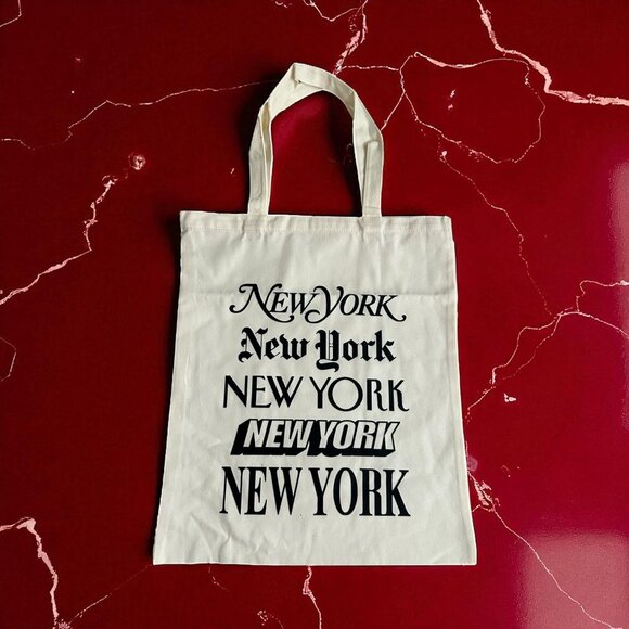 NEW YORK Neutral Logo Canvas Tote Bag NWT NWOT - Picture 1 of 9